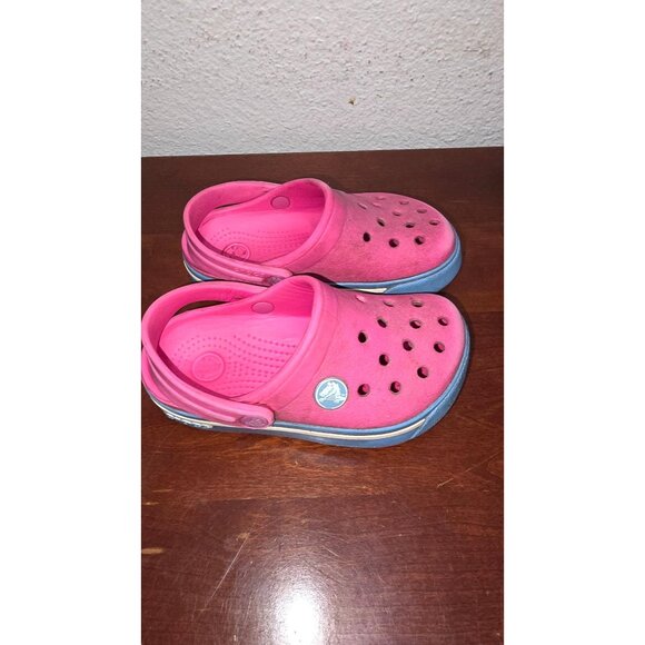 Crocs Kids Pink & Blue Rubber Slip-On Clogs Heel Strap Size 9 - Picture 3 of 8
